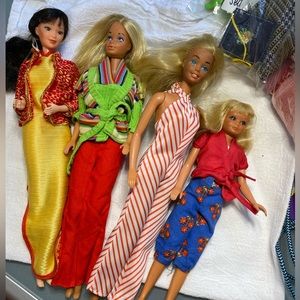 Lot of Vintage Barbie Dolls: Barb, PJ, Skipper and Oriental Barbie and Clothing